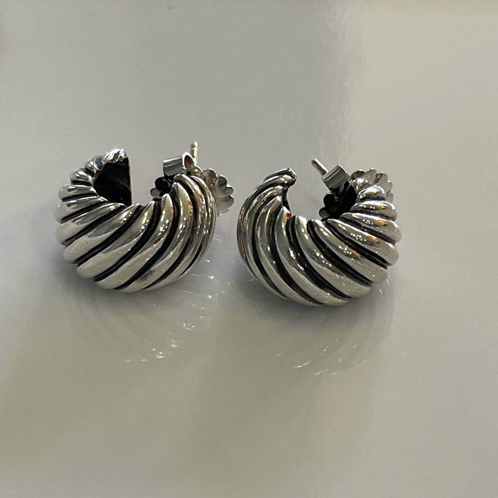 Authentic David Yurman huggies earrings.